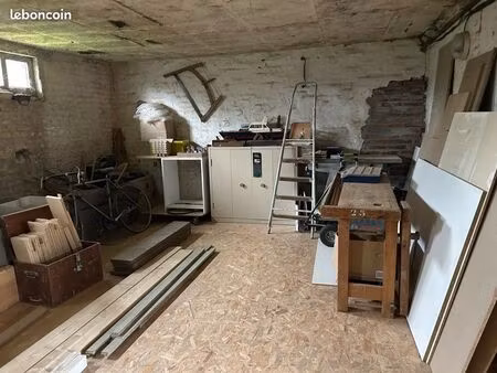 local pour artisan - 80 m2