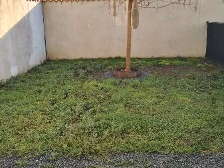 t3 en duplex exposé plein sud avec terrasse et jardin clos montbrison