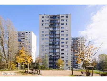 appartement 4 pièces 80 m²