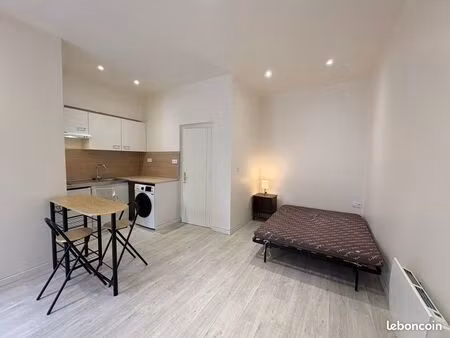 studio 25m² équipé