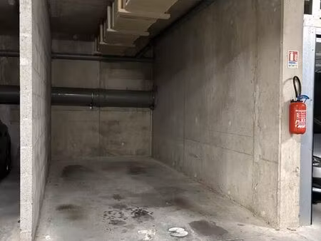 parking/box 1 pièce cesson-sevigne