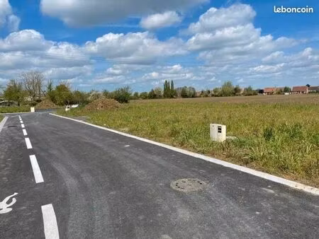 terrain 400 m² villeneuve les bouloc