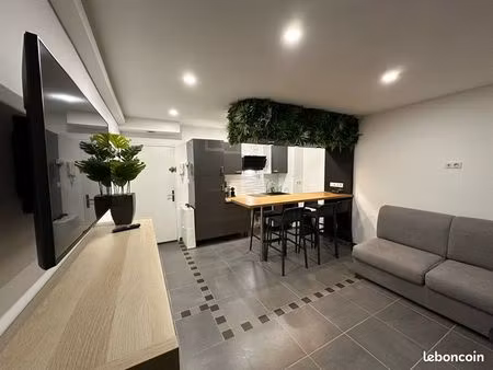 logement « étudiant »meublée sur le port