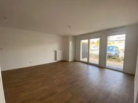 location appartement 2 pièces à concarneau (29900) : à louer 2 pièces / 46m² concarneau