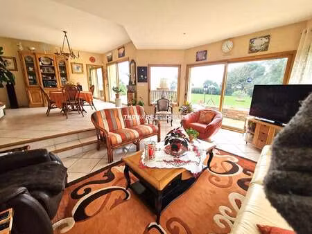 vente maison à mauves-sur-loire (44470) : à vendre / 211m² mauves-sur-loire
