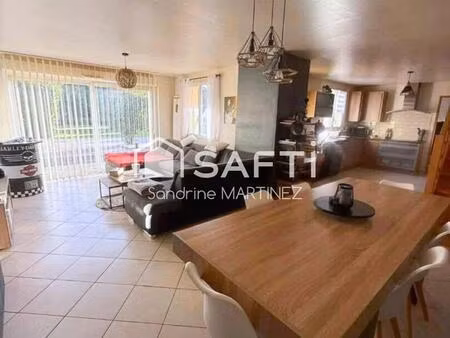 maison au vert avec grand terrain + dépendance xxl