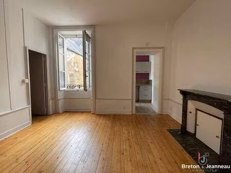 location appartement 2 pièces à laval (53000) : à louer 2 pièces / 39m² laval