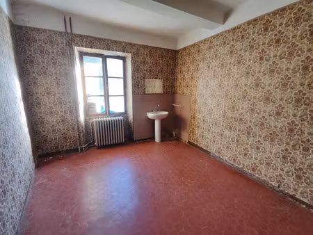 vente maison 7 pièces 150 m² à clamensane (04250)  35 000 €