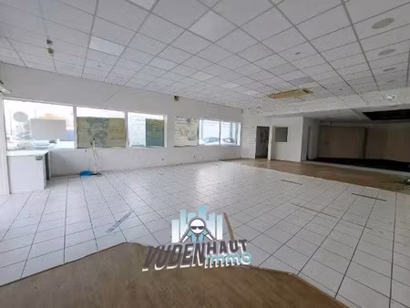 local commercial 160 m²