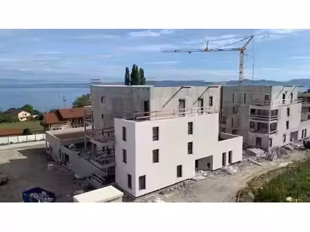 appartement à vendre 4 pièces attique traversant avec vue imprenable sur le lac léman evia