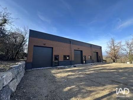 vente local d'activités 553 m²