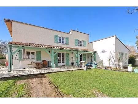 maison à vendre 7 pièces saint medard en jalles (33)