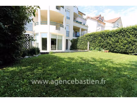 location appartement 2 pièces 65 m² à divonne-les-bains (01220)