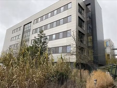 location bureau cesson sevigne 271 m²