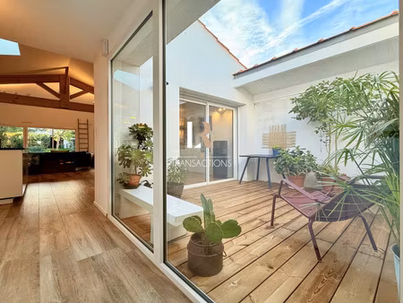 maison de caractère de standing à la rochelle