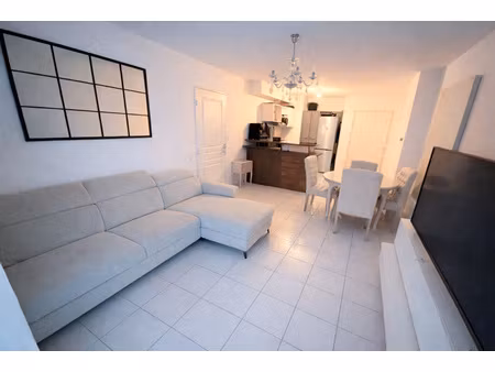 achat appartement 3 pièces 55m² nimes 30900
