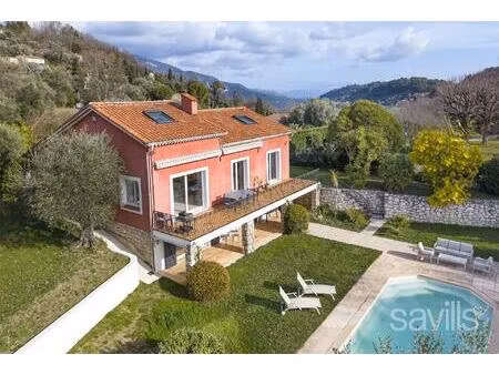 maison rénovée  dépendance et piscine