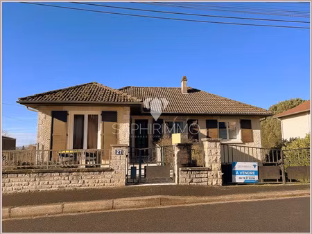 maison d'habitation 145m2  5 pièces  4 chambres  avec garage