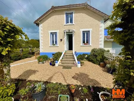 maison neuvic entier 6 pièce(s) 104 m2 plus dépendance