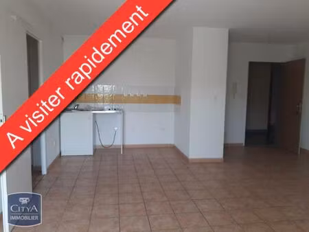 location appartement 2 pièces 40m² nimes 30000