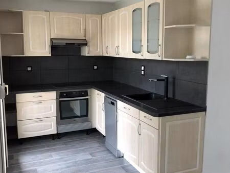 location appartement 3 pièces 62m² villeneuve tolosane 31270