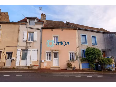 vente maison 4 pièces 101.75 m² à cormatin (71460)  130 000 €