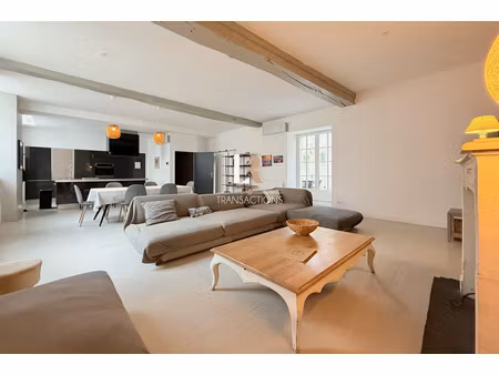 préfecture - maison de ville avec terrasse  double garage et t3