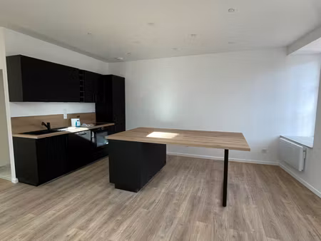 appartement t5 rue noël à charleville-mézières