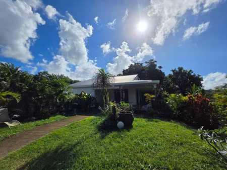 maison à vendre baie mahault 9 pièce(s) 180m2 599 500€