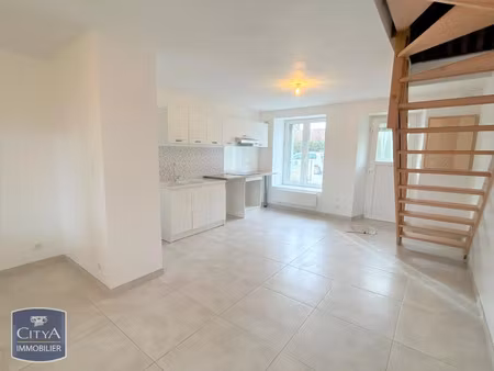 maison à louer 2 pièces 46.5 m² - sissonne (02) - 550€