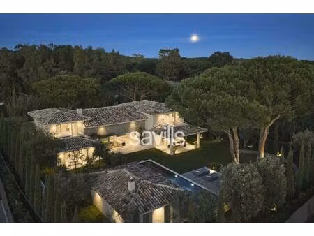 propriété neuve de prestige à saint-tropez  proche de la plage