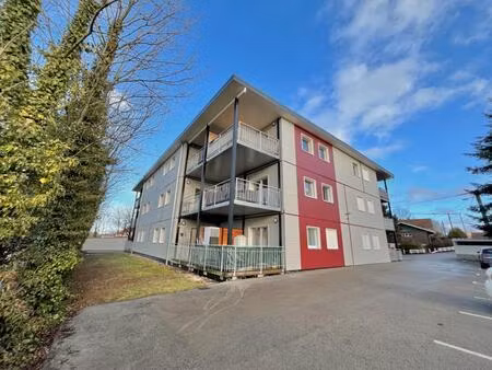 appartement t3 récent avec grande terrasse