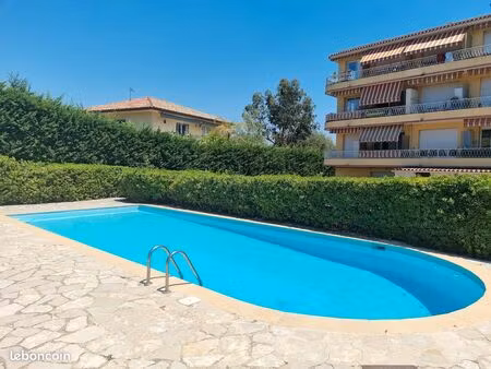 studio aux bouches du loup