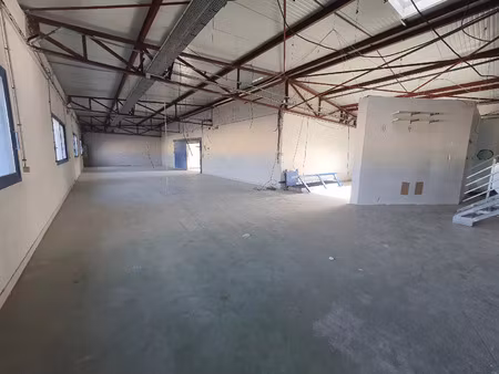 location commerce 1150 m² à mauguio (34130)