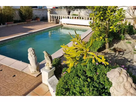 vente maison 3 pièces 83 m² aigues-mortes (30220)