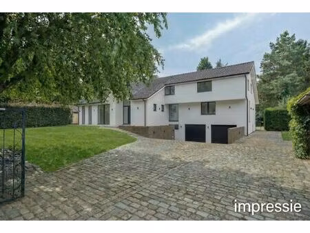 verrassend ruime villa met klasse in een groene omgeving