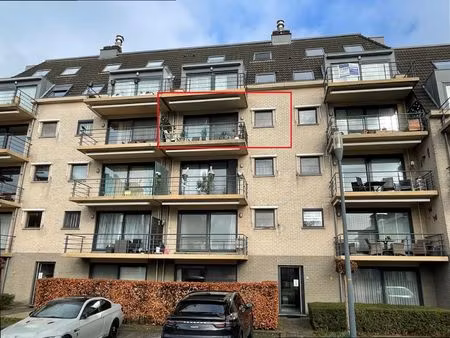 verzorgd appartement met 2 slaapkamers  2 terrassen en lift