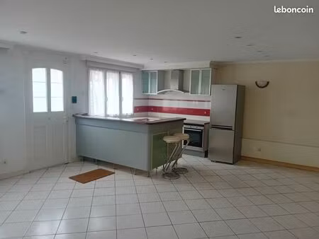 vends maison avec atelier