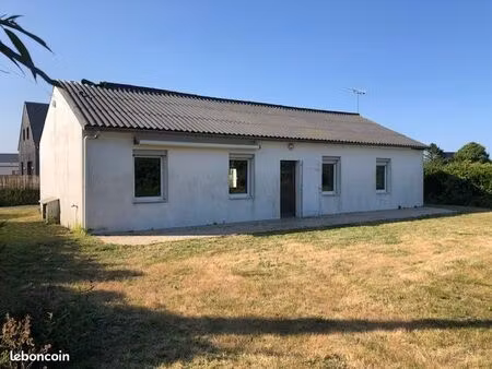 jolie maison plain pied 100 m2 à rénover entièrement commune dynamique bord de mer avec cu