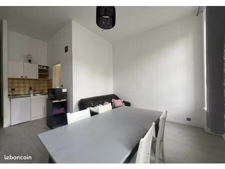 paris 11e – t2 charmant rue de la roquette  42 m²