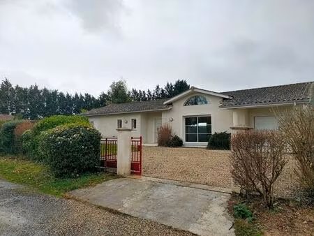 maison 120 m² - garage 15 m² - terrain 680 m²
