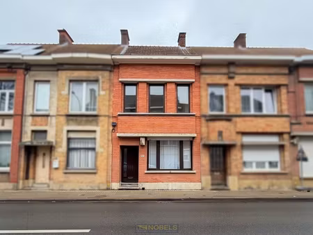 huis te koop in ronse met 4 slaapkamers