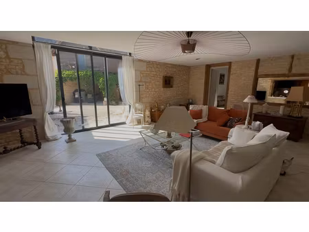 maison de village en pierre - charme et authenticité