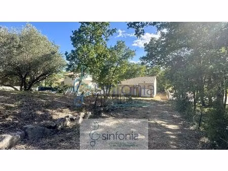 à vendre : maison de 4 pièces à foissac - 103 m2 habitables sur 749 m2 de terrain