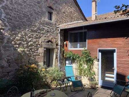 charmante maison de village avec annexe d'amis