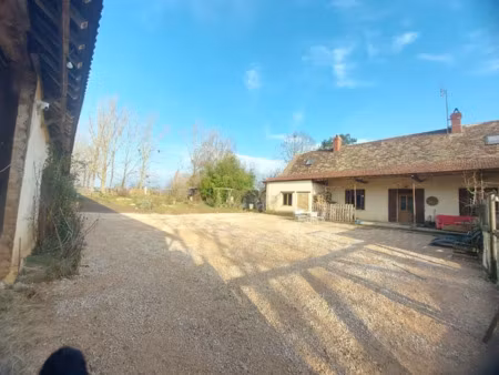 vente ferme 6 pièces 140 m² à saint-vincent-en-bresse (71440)  312 000 €