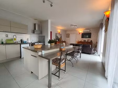 appartement sartène - 3 chambres - 99 m² - proche centre ville