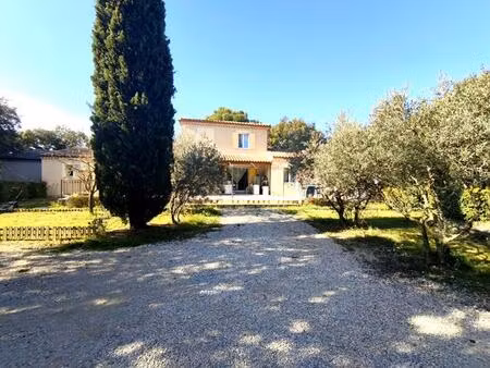 lumineuse villa avec 2 gîtes independants