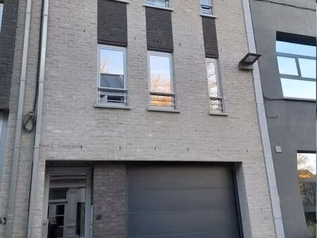 recent appartement 2e verd. met één slpk en terras