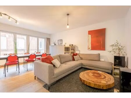 lichtrijk appartement met ruim terras op toplocatie